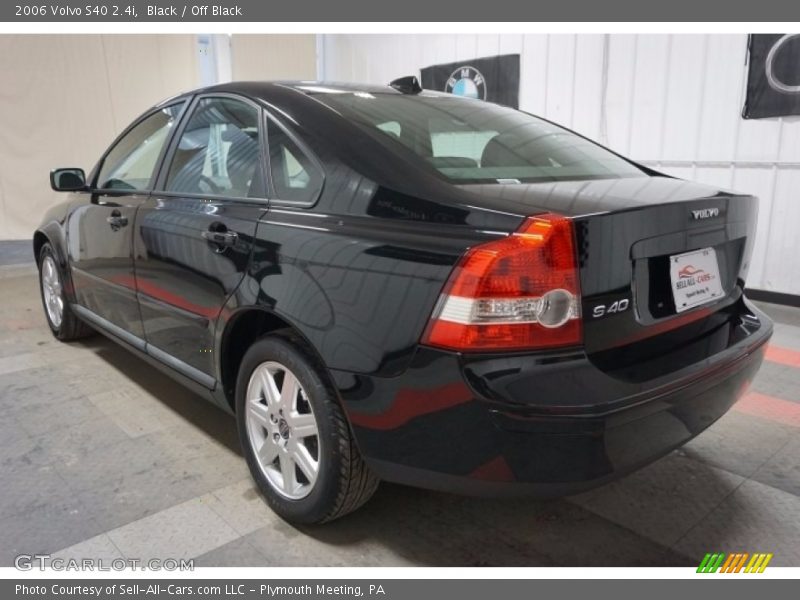 Black / Off Black 2006 Volvo S40 2.4i