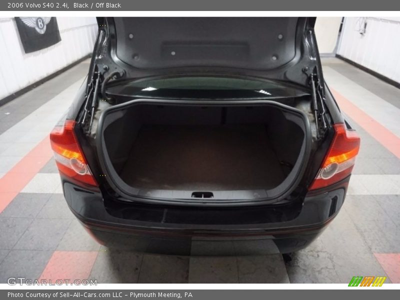 Black / Off Black 2006 Volvo S40 2.4i