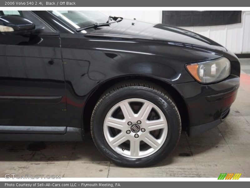 Black / Off Black 2006 Volvo S40 2.4i