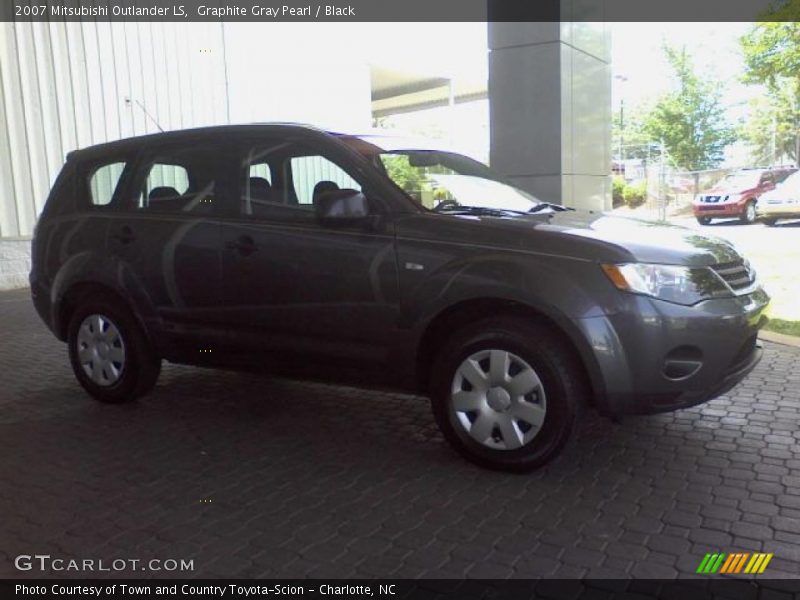 Graphite Gray Pearl / Black 2007 Mitsubishi Outlander LS