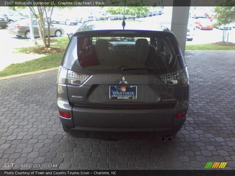 Graphite Gray Pearl / Black 2007 Mitsubishi Outlander LS