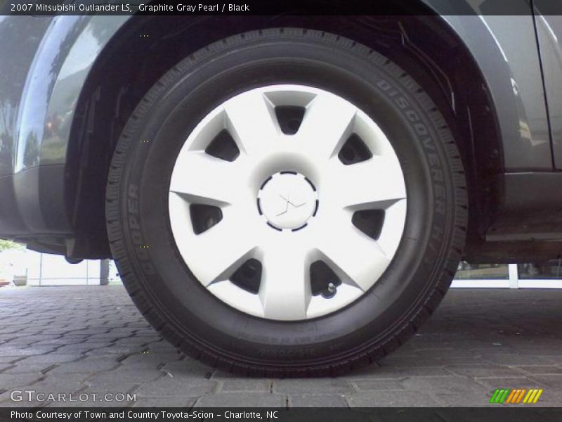 Graphite Gray Pearl / Black 2007 Mitsubishi Outlander LS