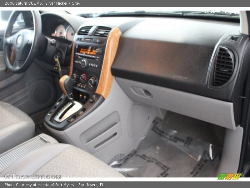Silver Nickel / Gray 2006 Saturn VUE V6