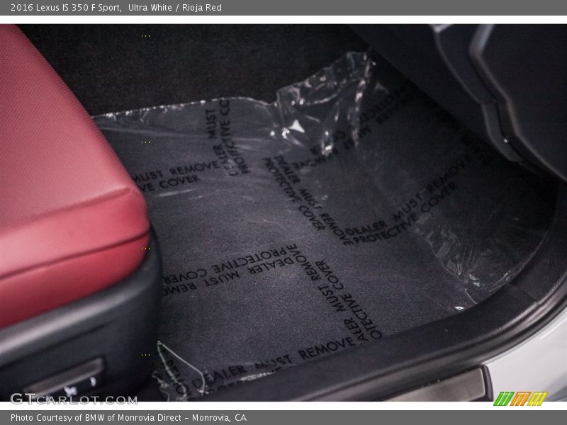 Ultra White / Rioja Red 2016 Lexus IS 350 F Sport