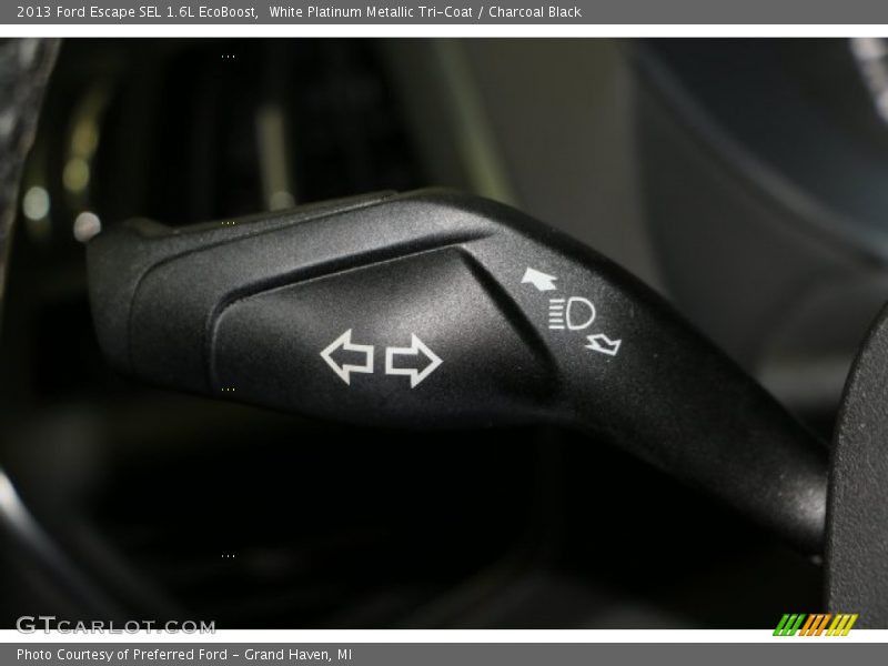 White Platinum Metallic Tri-Coat / Charcoal Black 2013 Ford Escape SEL 1.6L EcoBoost