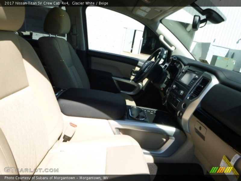 Glacier White / Beige 2017 Nissan Titan SV Crew Cab 4x4