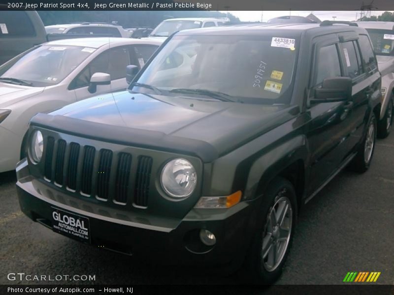 Jeep Green Metallic / Pastel Pebble Beige 2007 Jeep Patriot Sport 4x4