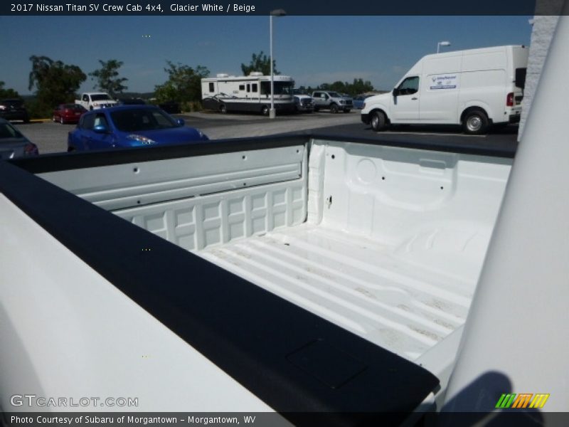 Glacier White / Beige 2017 Nissan Titan SV Crew Cab 4x4