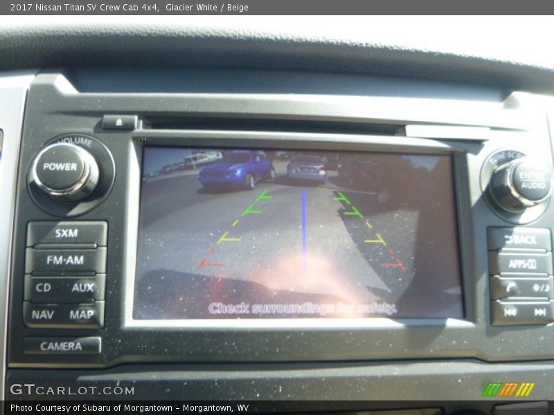 Glacier White / Beige 2017 Nissan Titan SV Crew Cab 4x4
