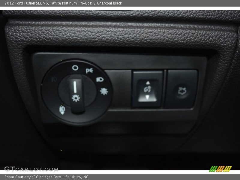 White Platinum Tri-Coat / Charcoal Black 2012 Ford Fusion SEL V6