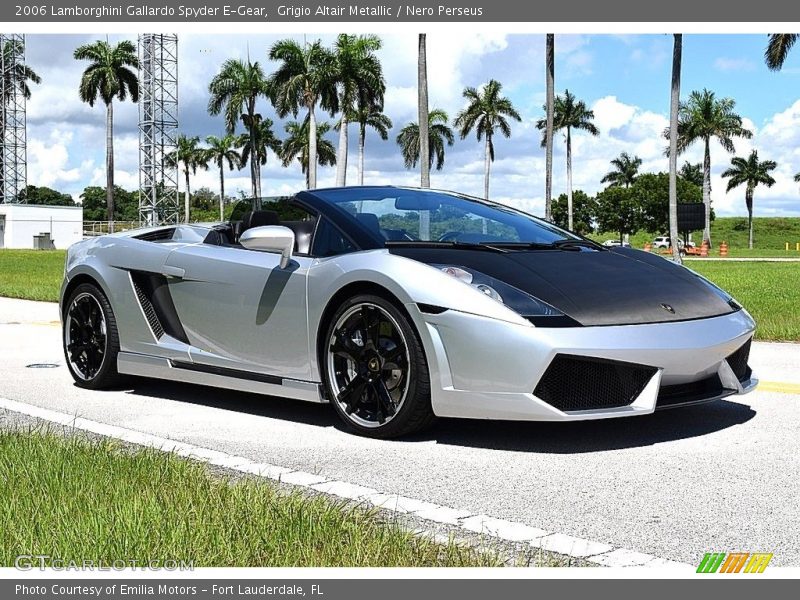 Front 3/4 View of 2006 Gallardo Spyder E-Gear