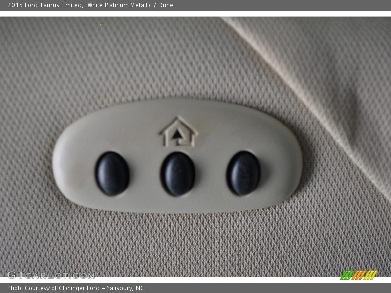 White Platinum Metallic / Dune 2015 Ford Taurus Limited