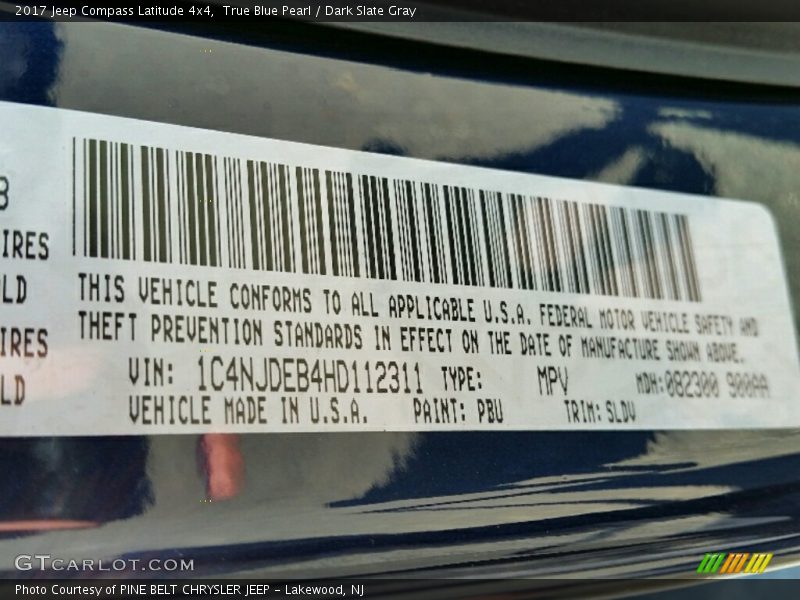 True Blue Pearl / Dark Slate Gray 2017 Jeep Compass Latitude 4x4