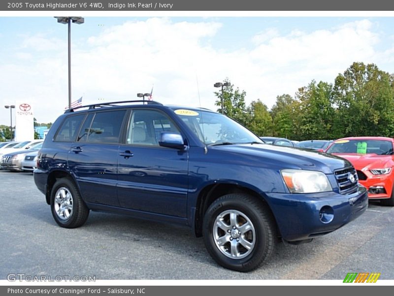 Indigo Ink Pearl / Ivory 2005 Toyota Highlander V6 4WD