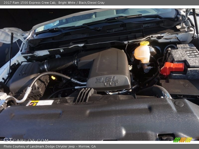 Bright White / Black/Diesel Gray 2017 Ram 1500 Express Crew Cab