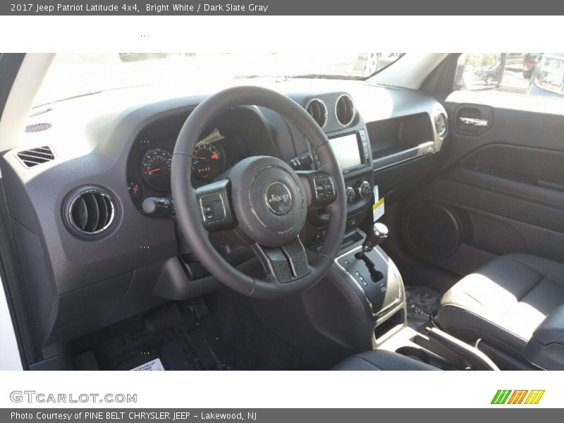 Bright White / Dark Slate Gray 2017 Jeep Patriot Latitude 4x4