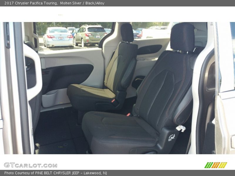 Molten Silver / Black/Alloy 2017 Chrysler Pacifica Touring