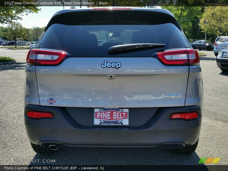 Billet Silver Metallic / Black 2017 Jeep Cherokee Latitude 4x4