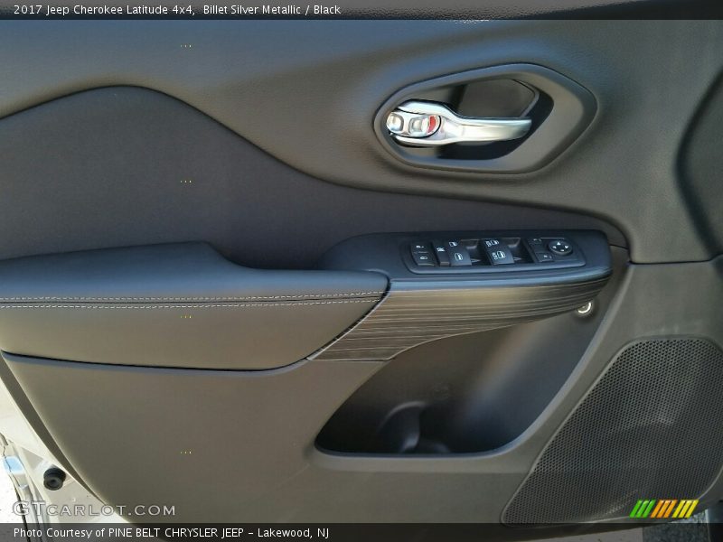 Billet Silver Metallic / Black 2017 Jeep Cherokee Latitude 4x4