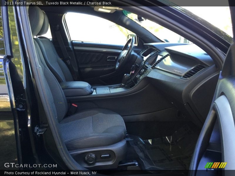 Tuxedo Black Metallic / Charcoal Black 2013 Ford Taurus SEL