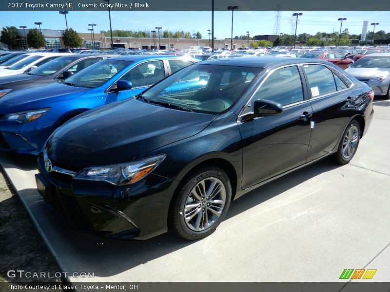 Cosmic Gray Mica / Black 2017 Toyota Camry SE