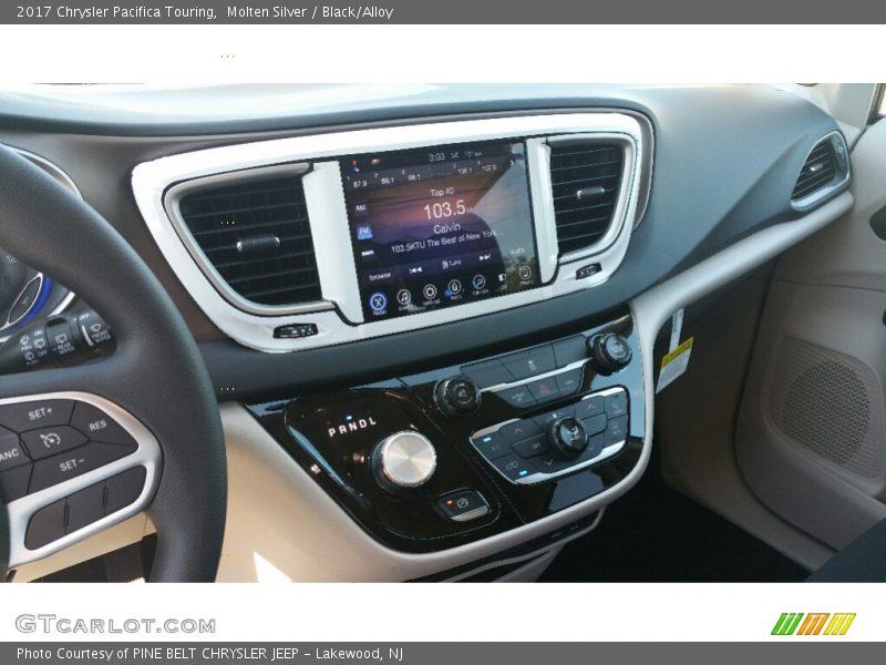 Molten Silver / Black/Alloy 2017 Chrysler Pacifica Touring