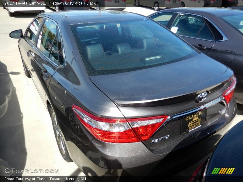 Predawn Gray Mica / Black 2017 Toyota Camry SE