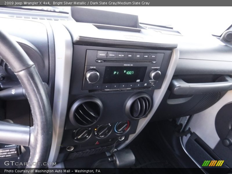 Bright Silver Metallic / Dark Slate Gray/Medium Slate Gray 2009 Jeep Wrangler X 4x4