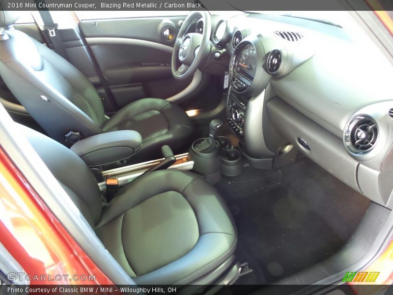 Blazing Red Metallic / Carbon Black 2016 Mini Countryman Cooper