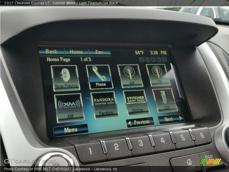 Summit White / Light Titanium/Jet Black 2017 Chevrolet Equinox LT