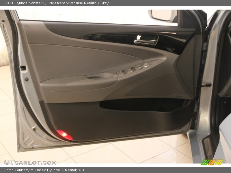 Iridescent Silver Blue Metallic / Gray 2011 Hyundai Sonata SE