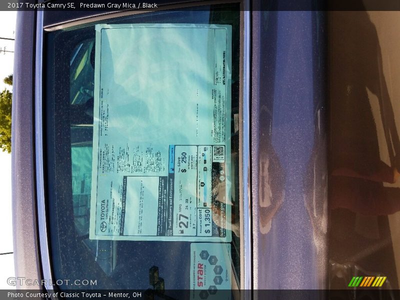 Predawn Gray Mica / Black 2017 Toyota Camry SE