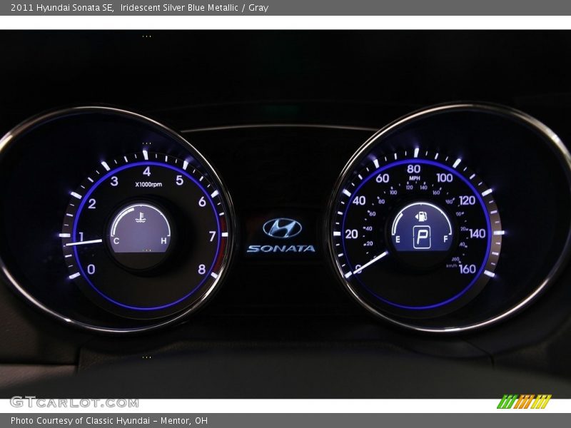 Iridescent Silver Blue Metallic / Gray 2011 Hyundai Sonata SE