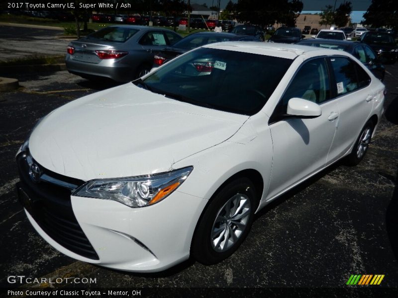 Super White / Ash 2017 Toyota Camry LE