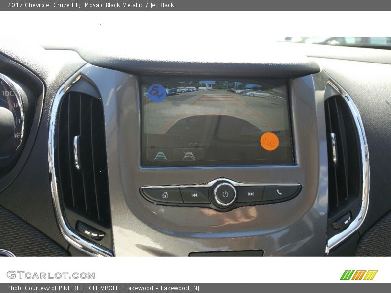 Mosaic Black Metallic / Jet Black 2017 Chevrolet Cruze LT