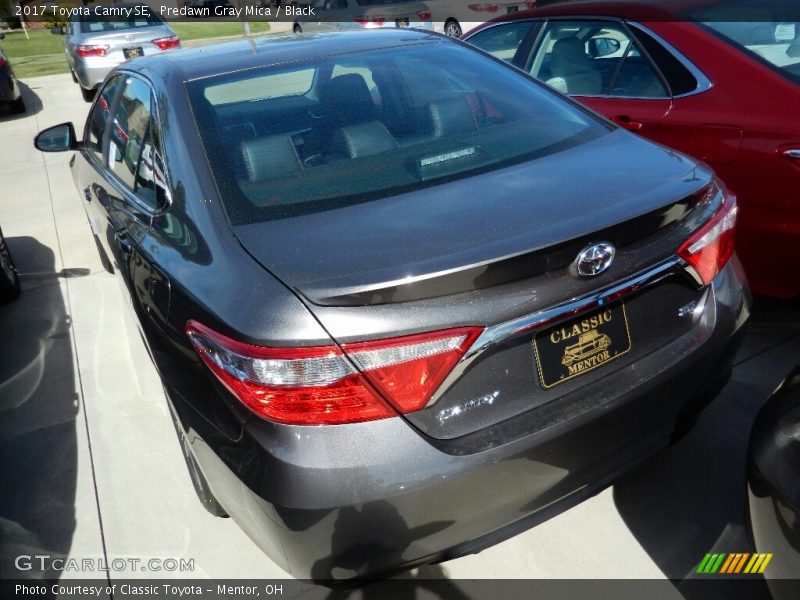 Predawn Gray Mica / Black 2017 Toyota Camry SE