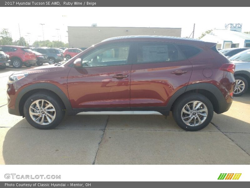 Ruby Wine / Beige 2017 Hyundai Tucson SE AWD