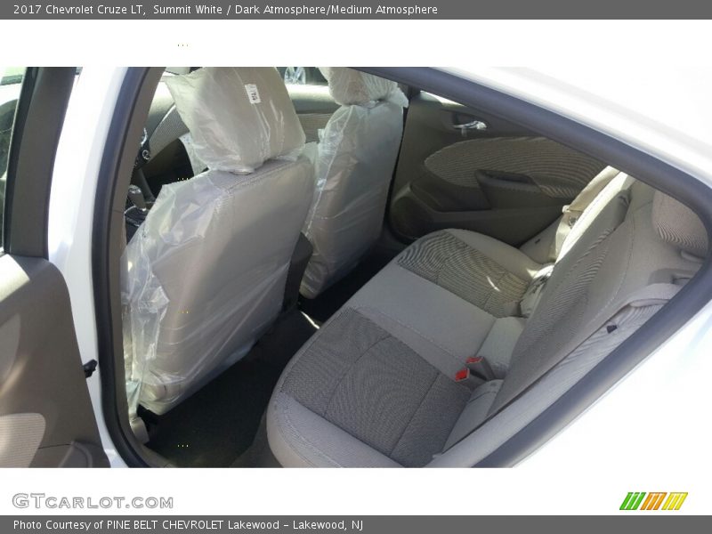 Summit White / Dark Atmosphere/Medium Atmosphere 2017 Chevrolet Cruze LT