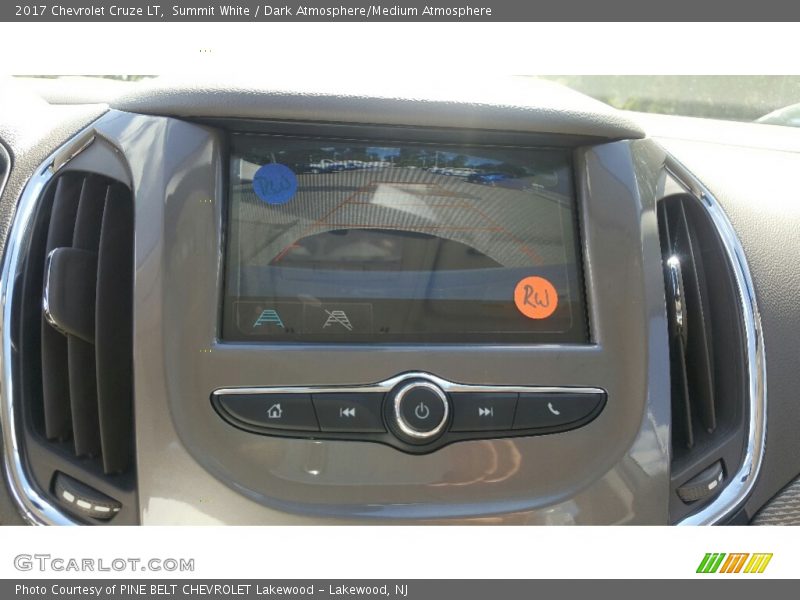 Summit White / Dark Atmosphere/Medium Atmosphere 2017 Chevrolet Cruze LT