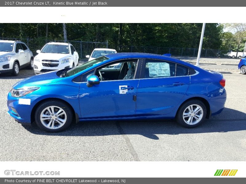 Kinetic Blue Metallic / Jet Black 2017 Chevrolet Cruze LT