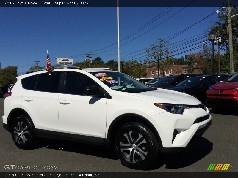 Super White / Black 2016 Toyota RAV4 LE AWD