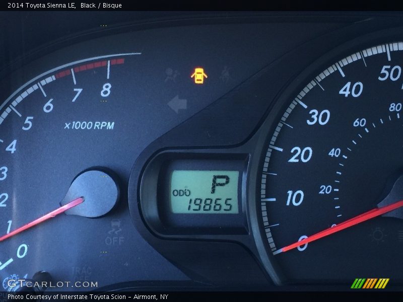 Black / Bisque 2014 Toyota Sienna LE