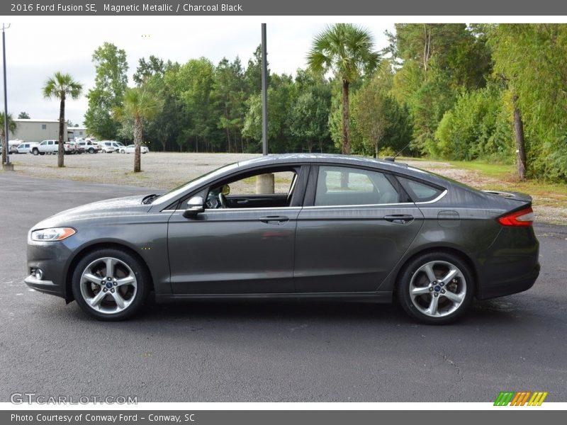 Magnetic Metallic / Charcoal Black 2016 Ford Fusion SE