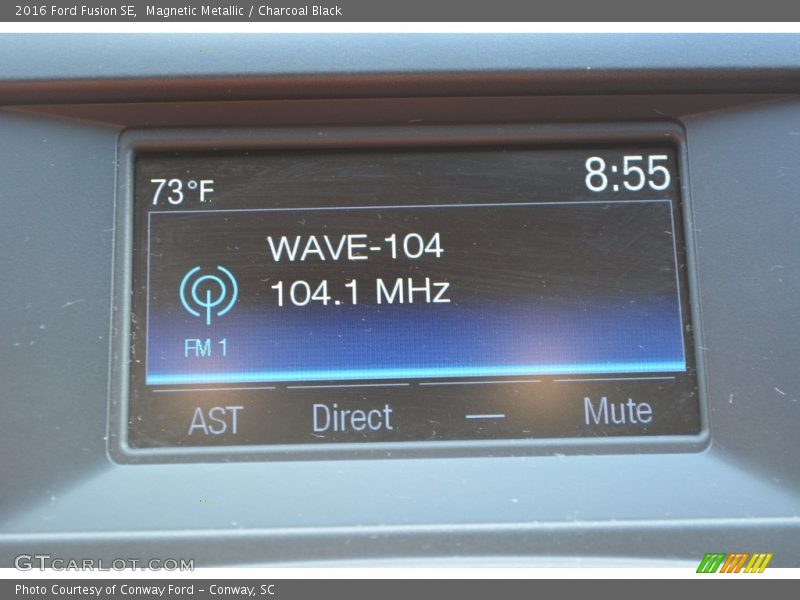 Magnetic Metallic / Charcoal Black 2016 Ford Fusion SE
