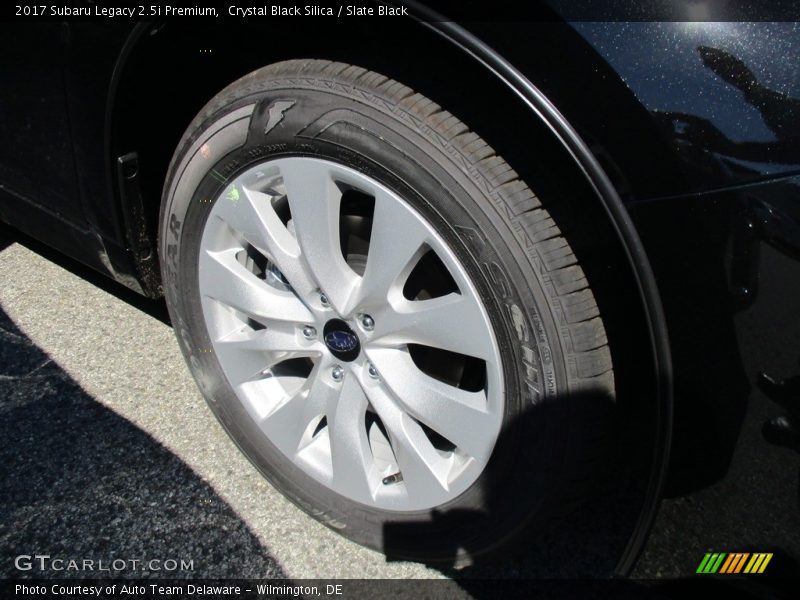 Crystal Black Silica / Slate Black 2017 Subaru Legacy 2.5i Premium