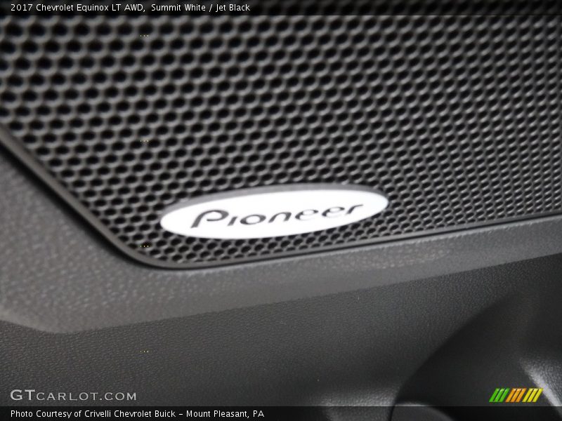 Summit White / Jet Black 2017 Chevrolet Equinox LT AWD