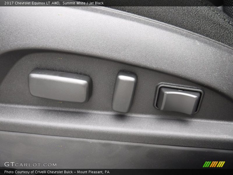Summit White / Jet Black 2017 Chevrolet Equinox LT AWD
