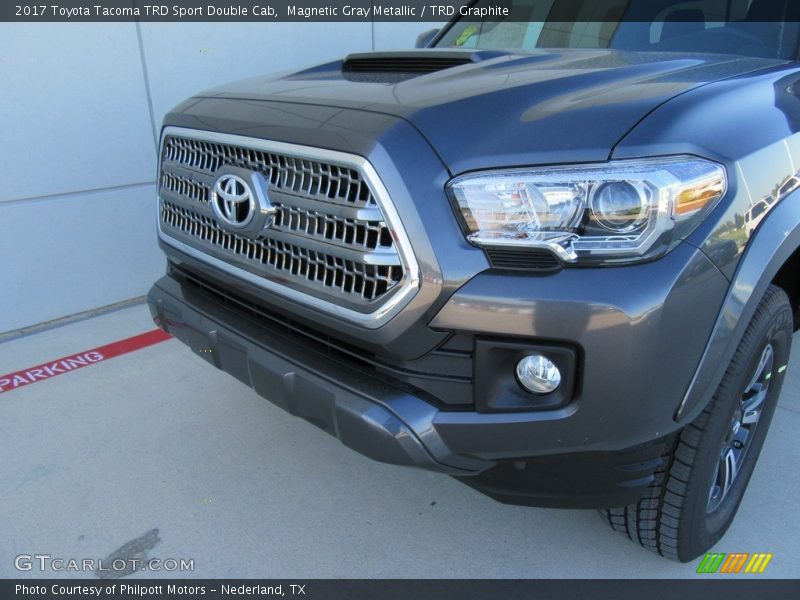 Magnetic Gray Metallic / TRD Graphite 2017 Toyota Tacoma TRD Sport Double Cab