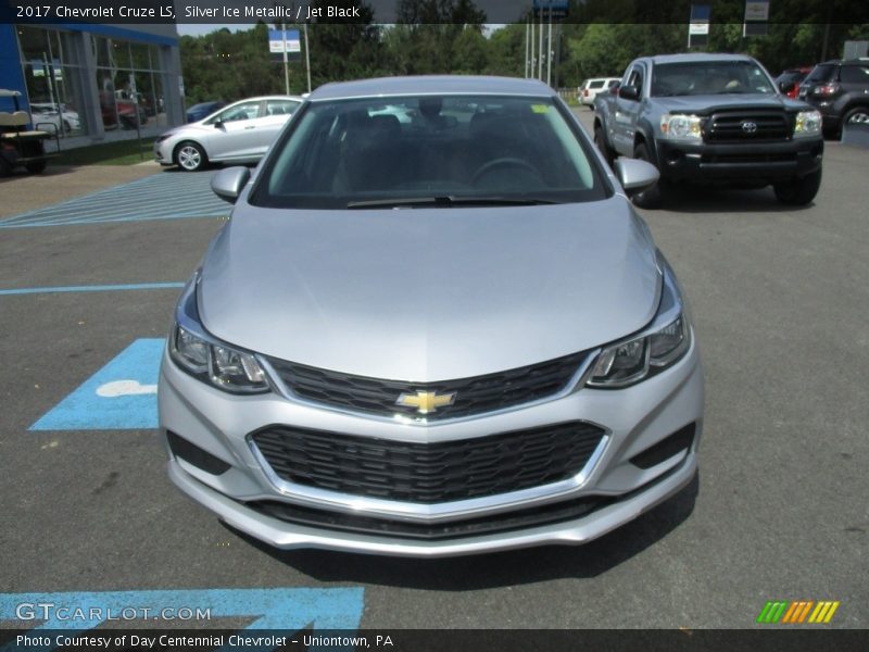 Silver Ice Metallic / Jet Black 2017 Chevrolet Cruze LS