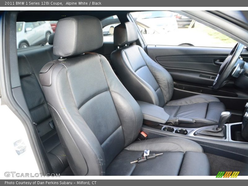 Alpine White / Black 2011 BMW 1 Series 128i Coupe